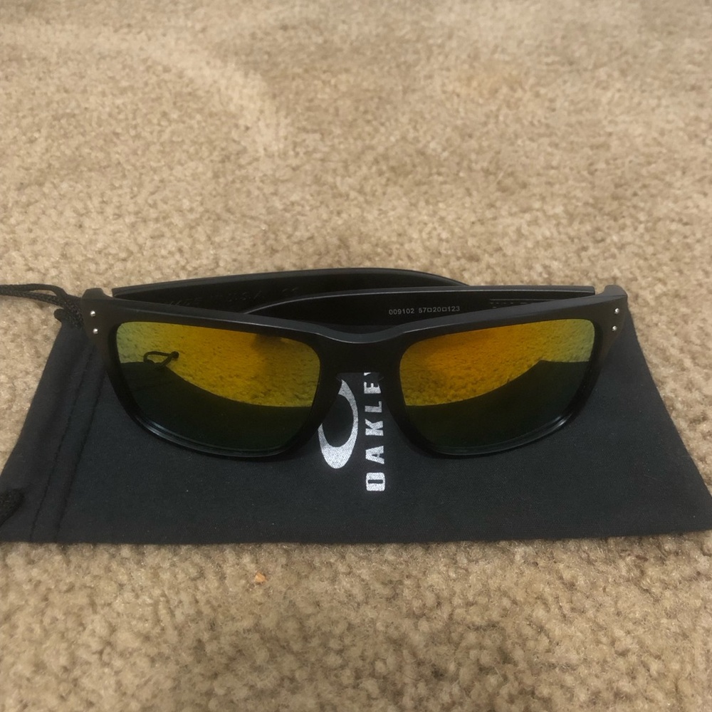 Oakley Holbrook Gold Reflective Sunglasses 9102 Matte Black - Picture 4 of 10